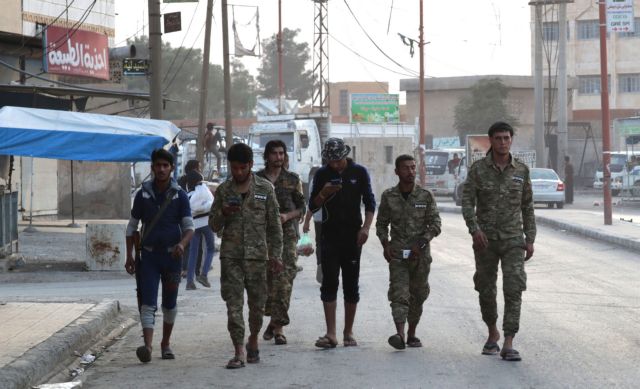 Συρία : Αλληλοκατηγορούνται τούρκοι – κούρδοι για παραβίαση της εκεχειρίας