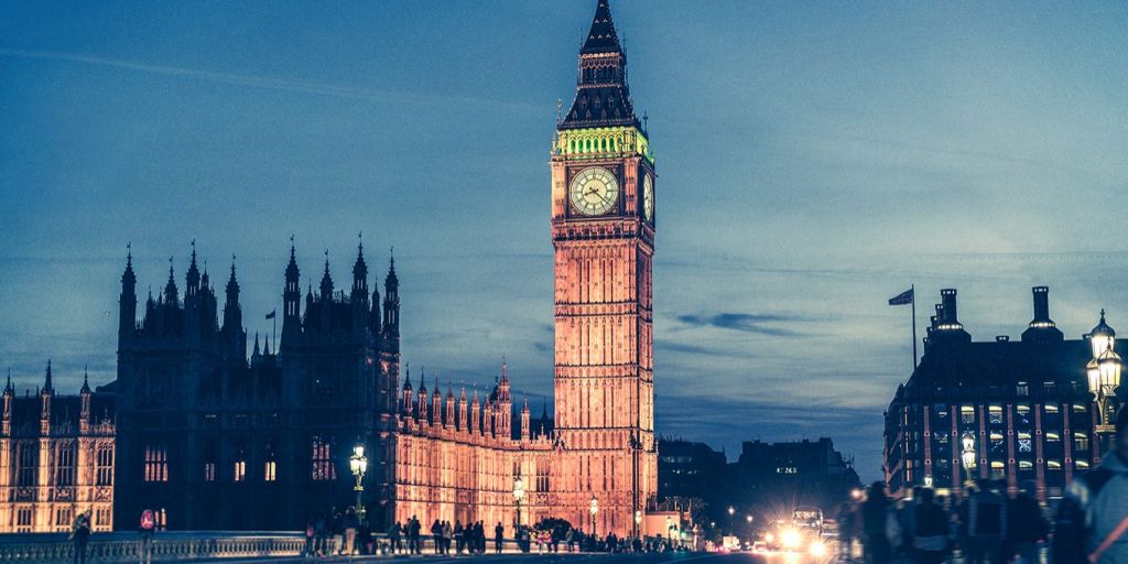 Ερευνα: Περί τους 75.000 έλληνες ζουν στη Βρετανία