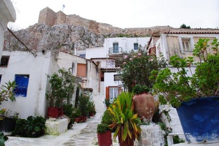 Αναφιώτικα : Μαγικές ιστορίες από τον Παπαδιαμάντη στον Τζιμ Μόρισον και τους Beatles