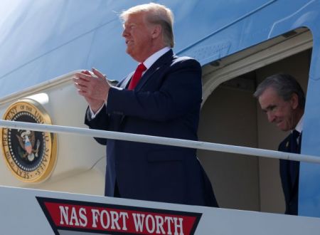 Τραμπ : Προαποφασισμένη η παραπομπή μου για το ζήτημα της Ουκρανίας