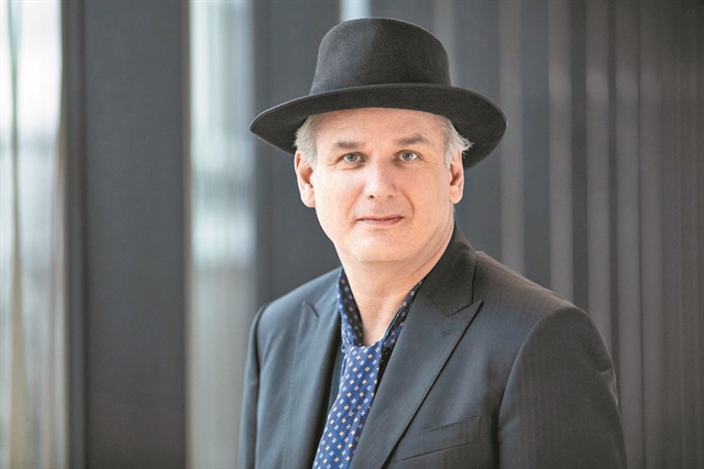 Νικόλαος Ραζέφσκι:  Yλοποιεί σήμερα το αύριο της ιατρικής