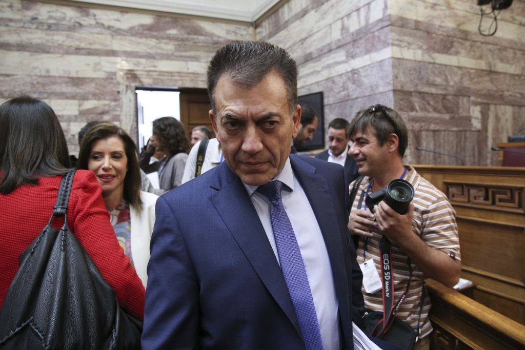 Βρούτσης – Τζανακόπουλος: Αγρια κόντρα στη Βουλή  για τις εκκρεμείς συντάξεις