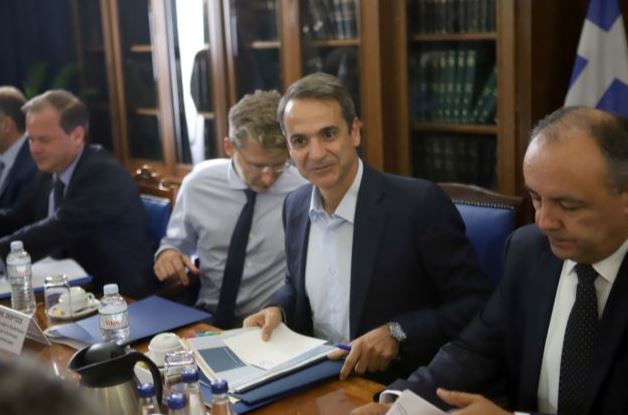 Ο Μητσοτάκης και η Google έδωσαν λύση στο σήμα για τα μακεδονικά προϊόντα