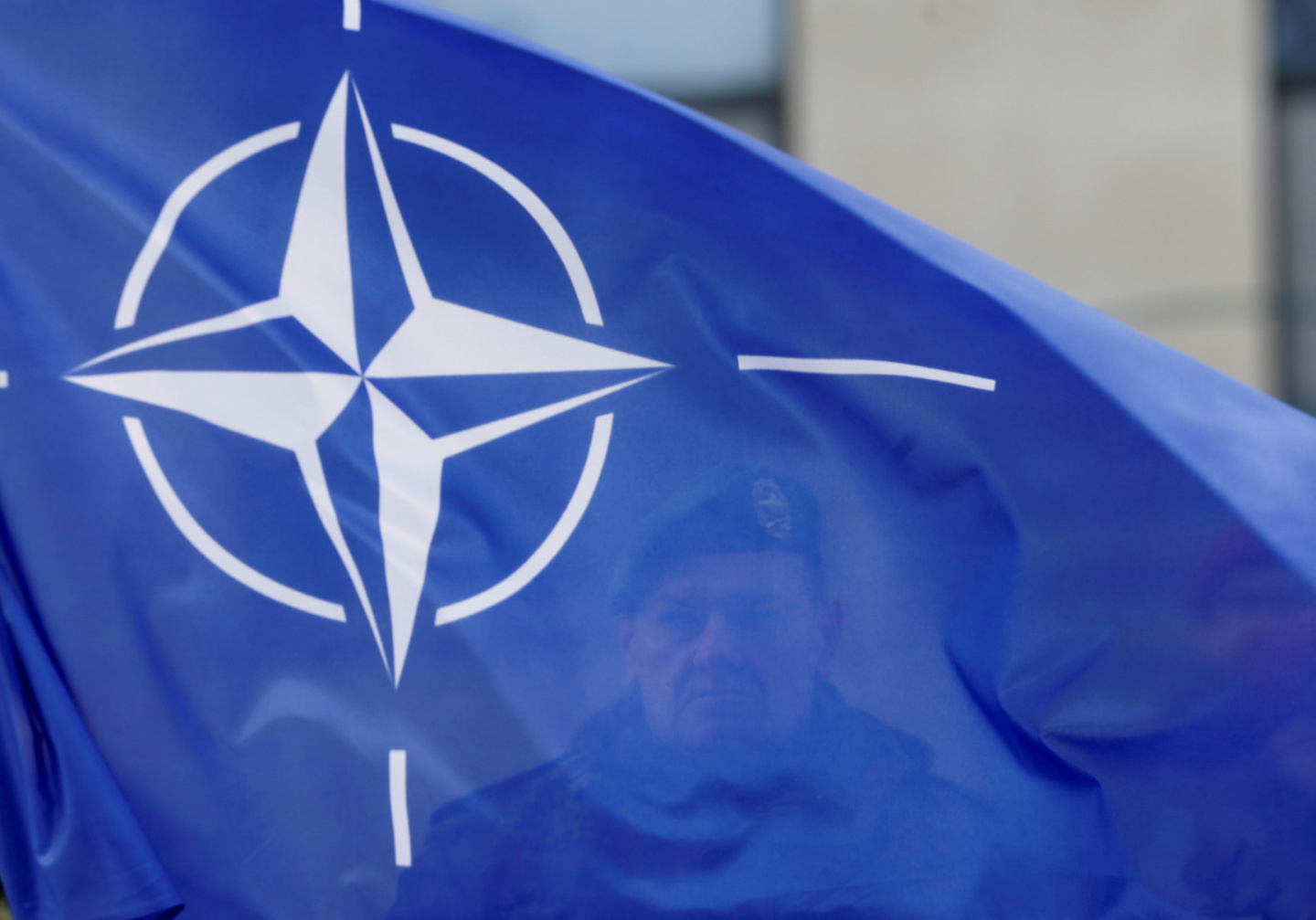 NATO: Δεν καταδικάζει την τουρκική επέμβαση στη Συρία