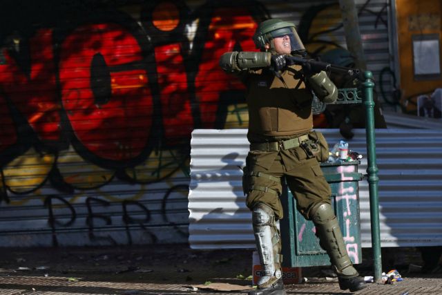 Χιλή : Σκοτώνουν εν ψυχρώ διαδηλωτές | tovima.gr