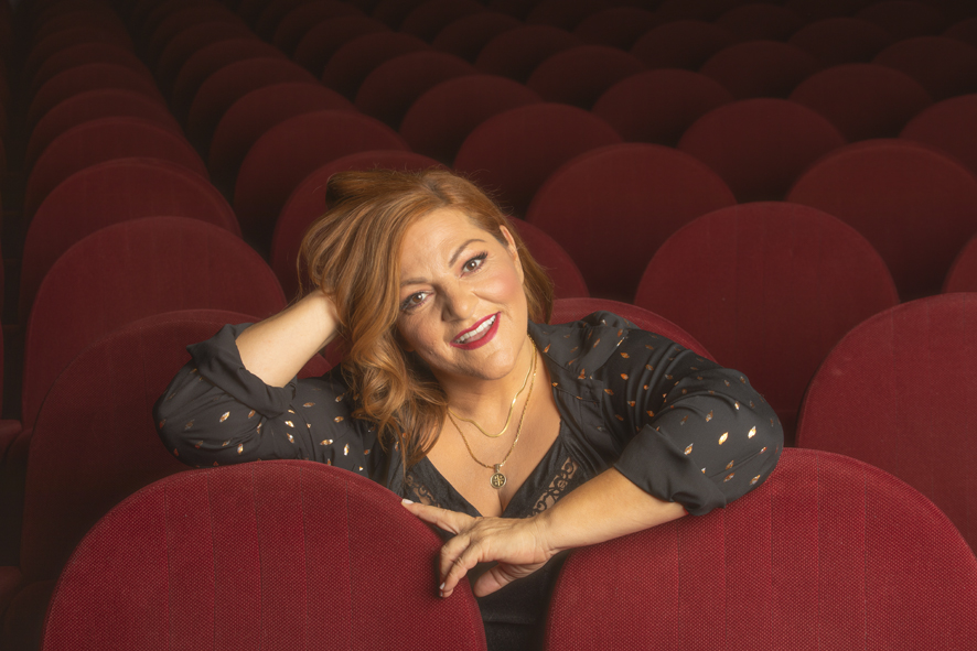 Βίκυ Σταυροπούλου: Η «Μάμα Ρόζα» του Ρουσέν