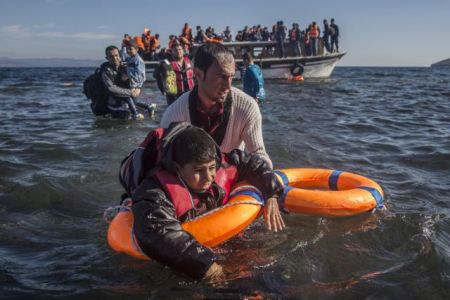 Χαρίτσης για μεταναστευτικό: Γιατί ανεβαίνει η πιθανότητα για θανάτους, αντί για διασώσεις