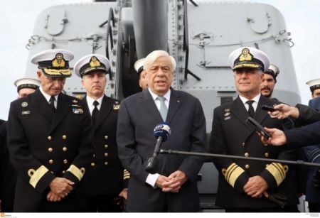 Παυλόπουλος: Οι Ένοπλες Δυνάμεις υπερασπίζονται τη Δημοκρατία