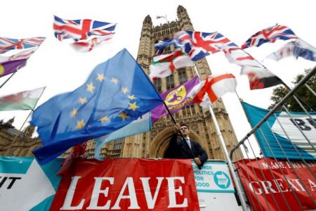 Brexit : Αναβολή της εξόδου για την 31η Ιανουαρίου 2020 αποφάσισαν οι «27»