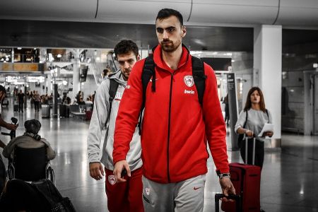 «Κλικ» από την αναχώρηση του Ολυμπιακού