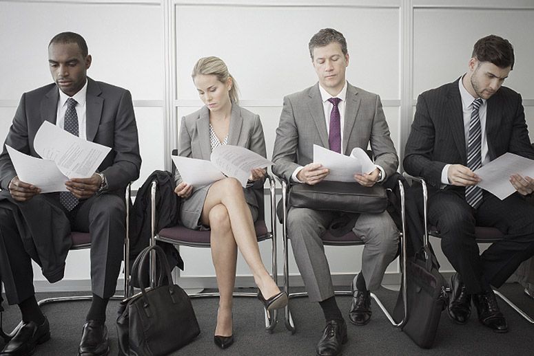 Πόσες λέξεις χρειάζεται ένας εργοδότης  για να αποφασίσει αν του κάνει ο υποψήφιος εργαζόμενος