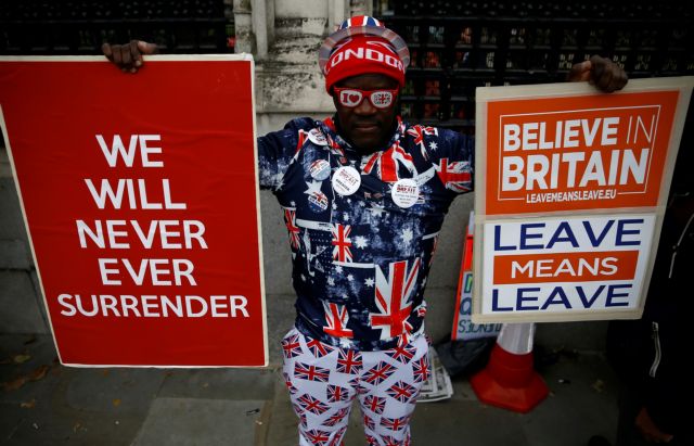 Brexit : Ανοιξαν τα πανιά των πρόωρων εκλογών στη Βρετανία