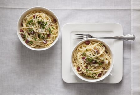 Καρμπονάρα με σαλάμι αέρος Κέρκυρας