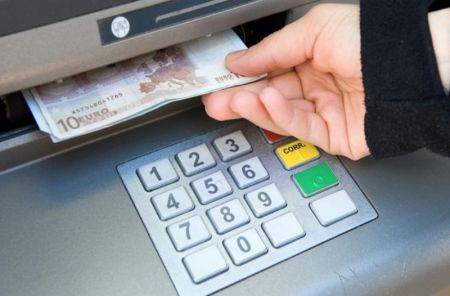 Αδωνις Γεωργιάδης: Υπό αυστηρό έλεγχο οι  χρεώσεις των τραπεζών