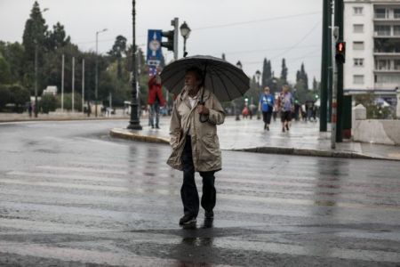 Μπλακ άουτ σε περιοχές της Αττικής λόγω βροχόπτωσης – το κύμα κακοκαιρίας επηρεάζει όλη τη χώρα
