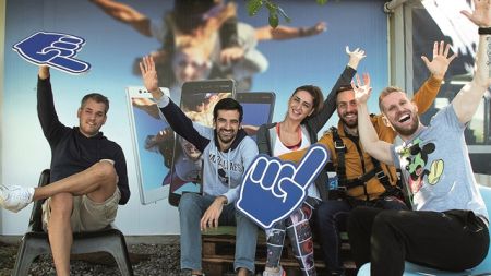 Δημιουργώντας, μέσα σε 10 χρόνια, μια δυναμική ομάδα 1.300 ανθρώπων