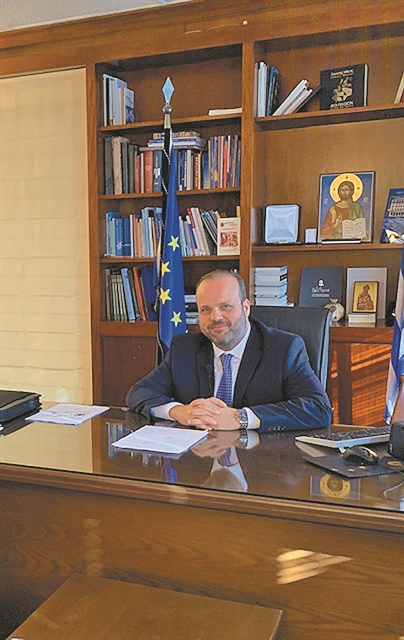 «Μία στις τρεις επιχειρήσεις δεν μπορεί να βρει προσωπικό»