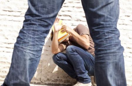 Νέο περιστατικό βίας σε σχολείο : Μαθητής ξυλοκόπησε 15χρονο