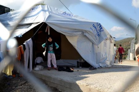 BBC : Στο χείλος της καταστροφής οι προσφυγικοί καταυλισμοί στα νησιά του Αιγαίου