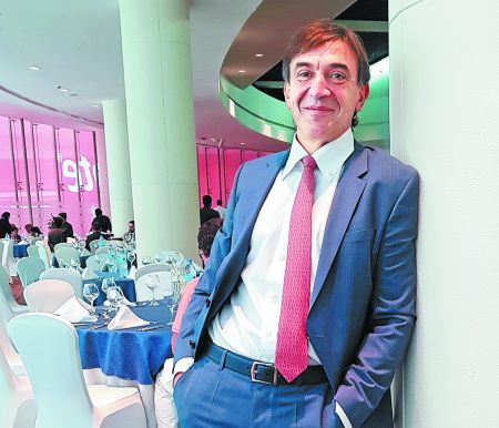 Ευθύμιος Μητσιάδης : Εβαλε στις κότες… δόντια!