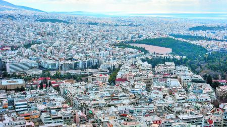 «Κόκκινος» εφιάλτης : Σκληρά μέτρα από τράπεζες για υπερχρεωμένα νοικοκυριά-επιχειρήσεις
