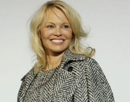 Πάμελα Άντερσον: Ζητά vegan διατροφή στις φυλακές του Καναδά