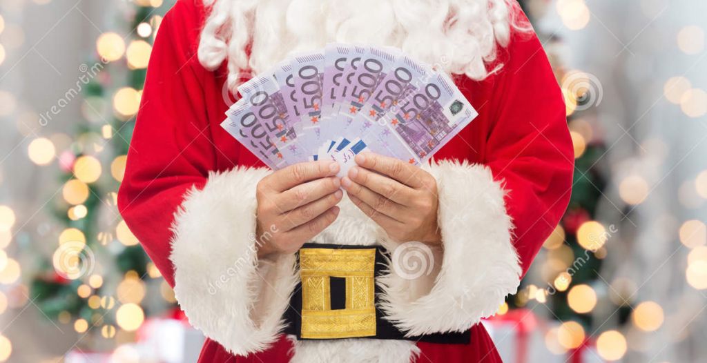 Πλεόνασμα : Ο Αη Βασίλης έρχεται με δώρα