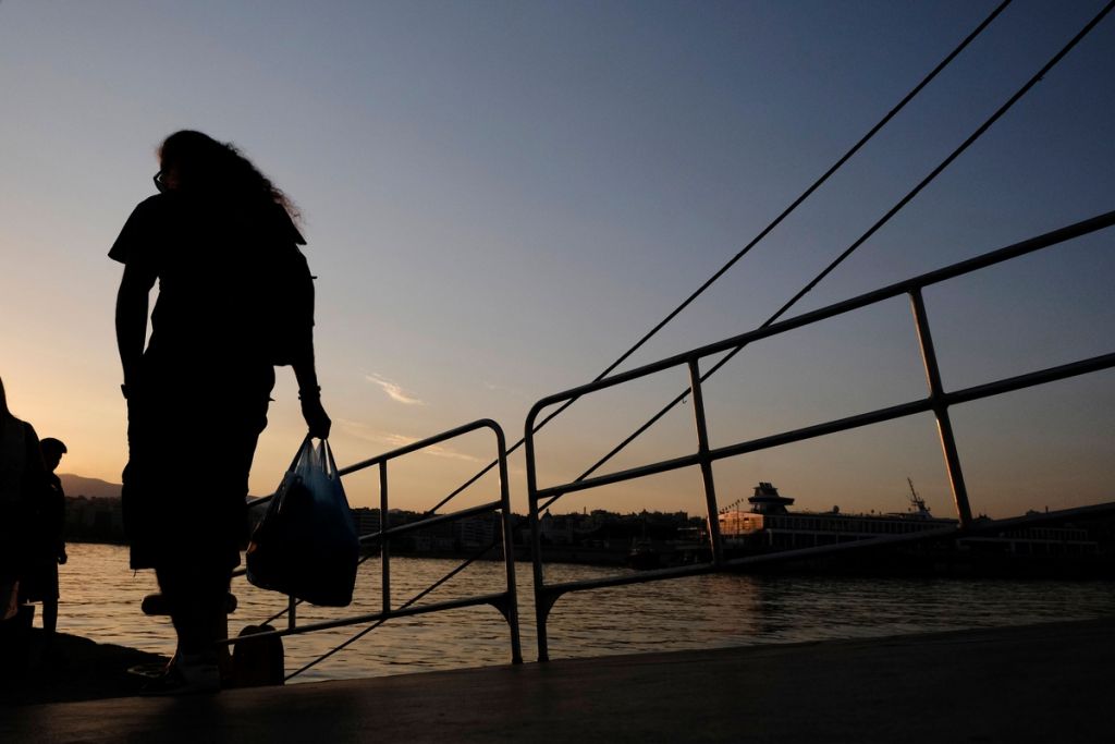 Ηλικιωμένη γυναίκα βρέθηκε νεκρή σε πλοίο