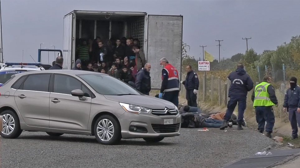 Ξάνθη: Στο νοσοκομείο οκτώ  μετανάστες που εντοπίστηκαν σε φορτηγό – ψυγείο