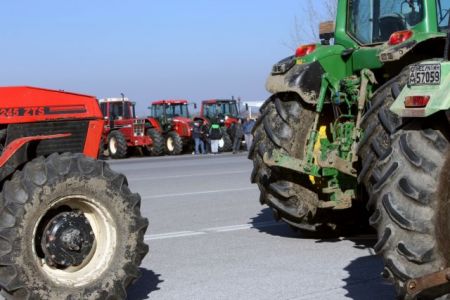 Έρχονται αποζημιώσεις 4 εκατ. ευρώ σε κτηνοτρόφους με απόφαση Βορίδη