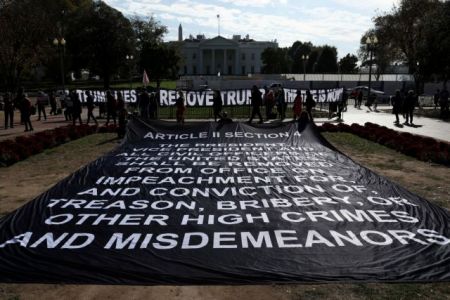 Αμερικανός διπλωμάτης καίει τον Τραμπ για την Ουκρανία