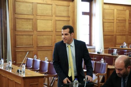 Πλεύρης: Θα πειθαρχήσω αν υπάρχει λόγος εξαίρεσης μου από την επιτροπή για την προανακριτική