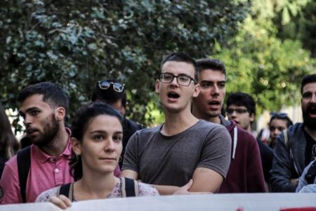 Κλειστοί δρόμοι στο κέντρο της Αθήνας – Στους δρόμους οι φοιτητές