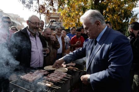 Διαβατά : Μπάρμπεκιου τελικά στην πλατεία