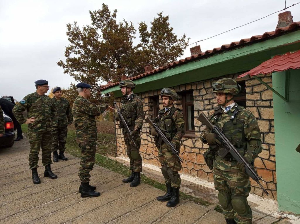 Σε φυλάκια στα σύνορα με Σκόπια – Αλβανία ο αρχηγός ΓΕΣ