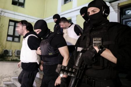 Ευελπίδων: Προφυλακιστέοι οι της «Επαναστατικής Αυτοάμυνας» –  επεισόδια ΕΛ.ΑΣ – αναρχικών