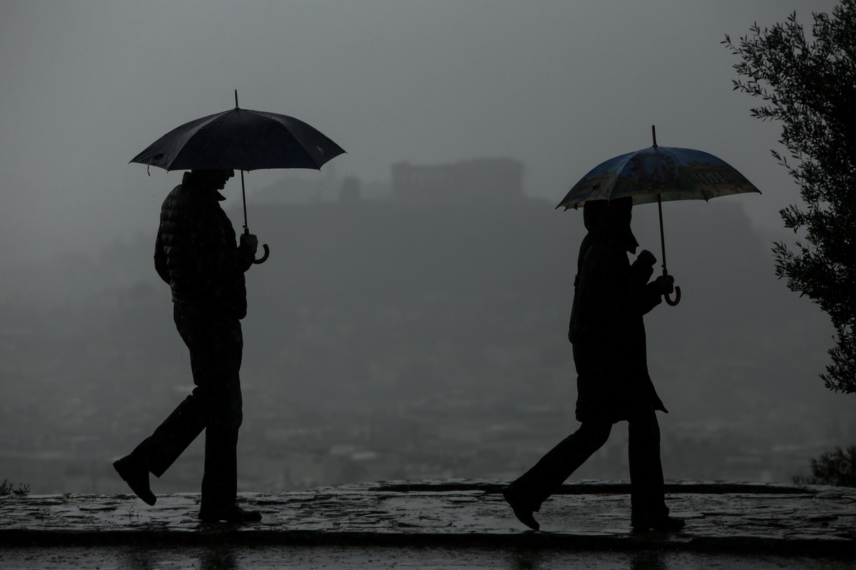 Καιρός : Ραγδαία πτώση της θερμοκρασίας από την Κυριακή