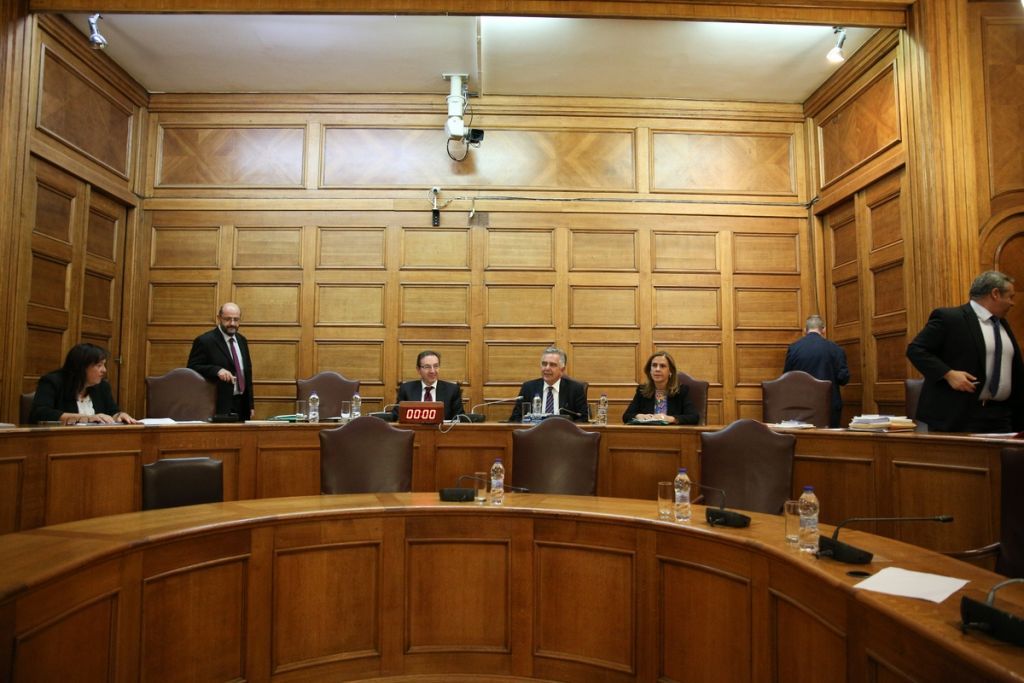 Προανακριτική: θέσεις μάχης για νέα σύγκρουση παίρνουν ΝΔ και ΣΥΡΙΖΑ