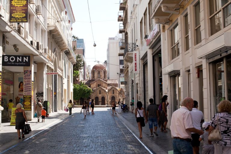 Ενοίκια : Ραγδαία αύξηση στους εμπορικούς δρόμους της Αθήνας – Από τους ακριβότερους η Ερμού