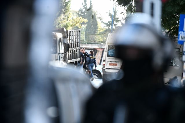 Άνοιξαν οι δρόμοι στο κέντρο της Αθήνας