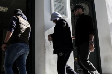 Μέγαρα : Νέες συγκλονιστικές μαρτυρίες για τον γιατρό
