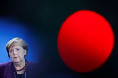 Μέρκελ: Δεν υπάρχει κίνδυνος από την επιστροφή ύποπτων τζιχαντιστών στη Γερμανία