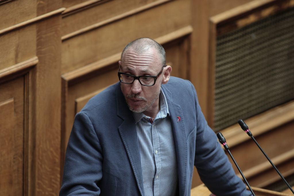 Κλέων Γρηγοριάδης: Τα ΜΑΤ στα Εξάρχεια δε σεβάστηκαν το δικαίωμα της ιδιοκτησίας