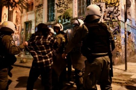 Πολυτεχνείο: Δικηγόροι καταγγέλλουν την Αστυνομία για παραβίαση θεμελιωδών δικαιωμάτων