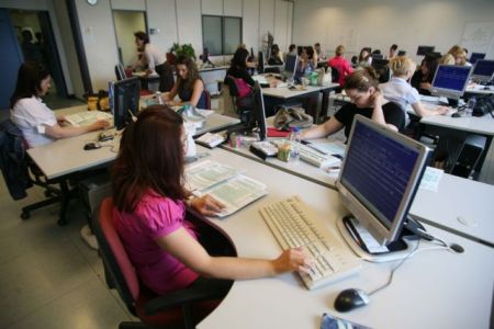 Δημόσιο: Τι θα ισχύσει για μετατάξεις και άδειες