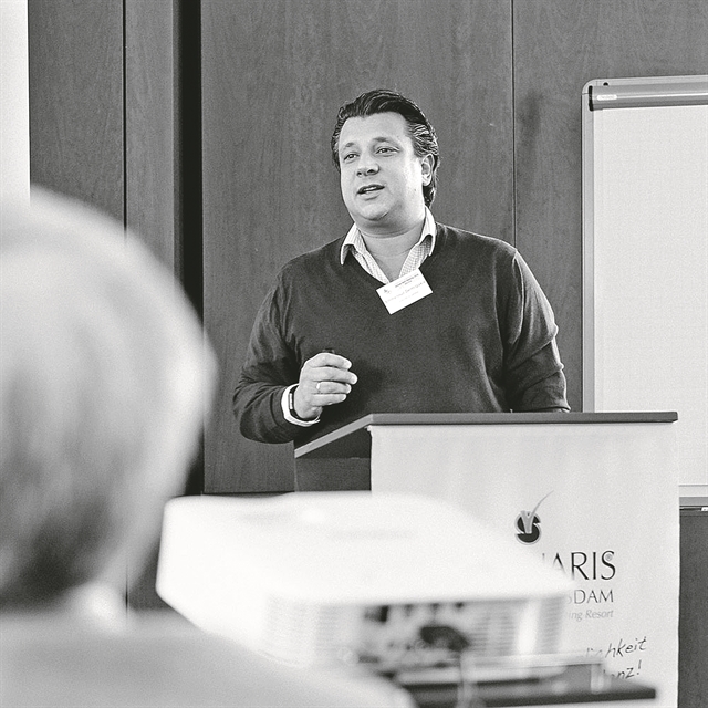 Ηρθε να «νοικοκυρέψει» την έρευνα στην Ελλάδα