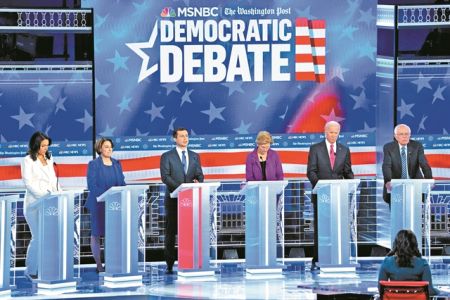 Σε αναζήτηση ενότητας και υποψηφίου οι Δημοκρατικοί