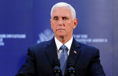 Τραμπ : Ο Πενς υποψήφιος αντιπρόεδρος και στις εκλογές του 2020