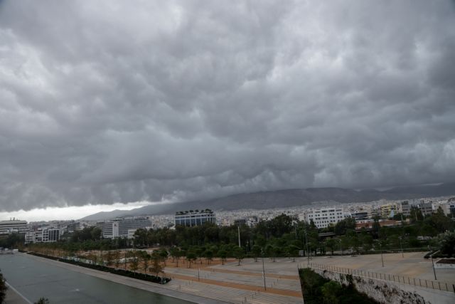 Κακοκαιρία: Καταιγίδες, θυελλώδεις ανέμους, πτώση θερμοκρασίας φέρνει ο «Γηρυόνης»