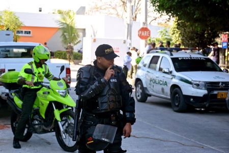 Κολομβία: Τρεις νεκροί από ένοπλη επίθεση σε αστυνομικό τμήμα